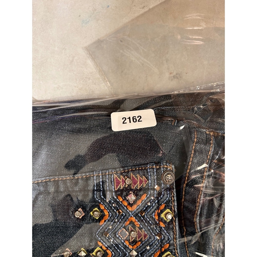 Grace in LA Women Size 33 Dark Wash Straight Embellished Embroidered Jeans #2162 - Picture 12 of 12